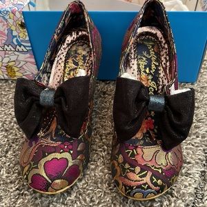 Rare Irregular Choice heels -Windsor in gold/black/purple w glitter heels -38 EU